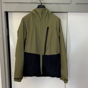 686 Gore Tex GT Jacket Mens size Medium in Sage and Black